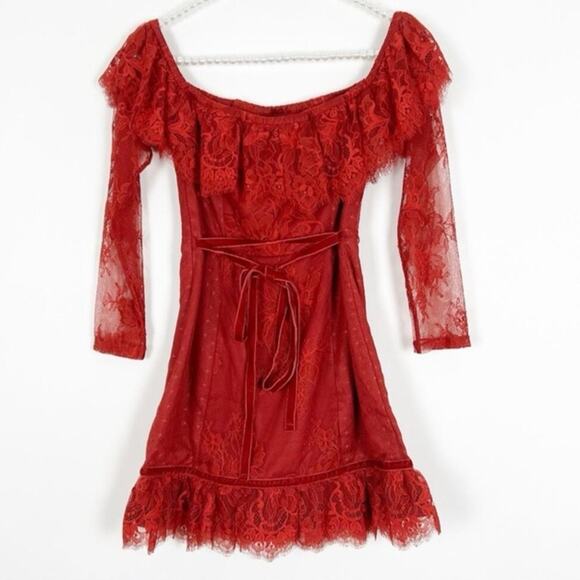 Lovers and Friends Sia Off The Shoulder Lace Mini Dress Red Size XS - Picture 3 of 4